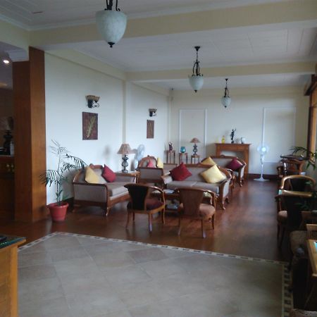 Forest Ville Hotel & Resort Kasauli Ngoại thất bức ảnh